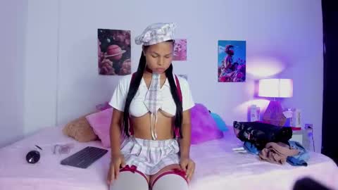 Snapshot of debbie_hans chatting on 10/31/25, 11:11 debbie_hans online show from 10/31/25, 11:11