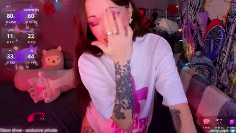 Snapshot of debbie_hanter chatting on 12/15/25, 05:01 debbie_hanter online show from 12/15/25, 05:01