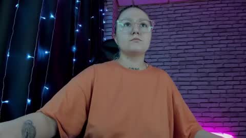 Debbie Mon Tue Fri Sun Sat GMT 3 1000am - 0400pm  online show from 01/04/25, 03:17