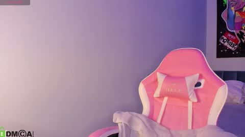 Jennifer online show from 12/17/25, 11:22