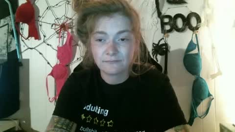 Snapshot of debbieafterhours69 chatting on 10/13/25, 01:44 DEBBIE online show from 10/13/25, 01:44