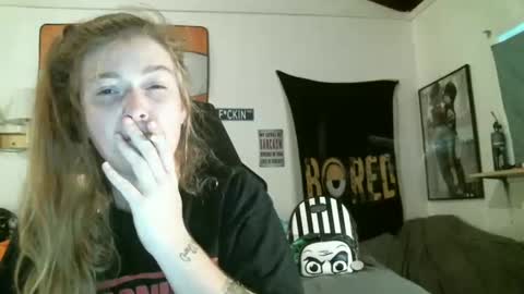 Snapshot of debbieafterhours69 chatting on 10/22/25, 12:27 DEBBIE online show from 10/22/25, 12:27