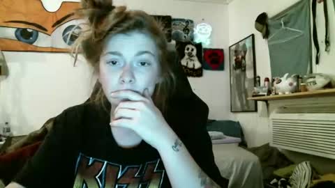 DEBBIE online show from 11/22/25, 04:11