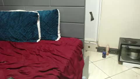 debbyslatter online show from 12/22/24, 05:12