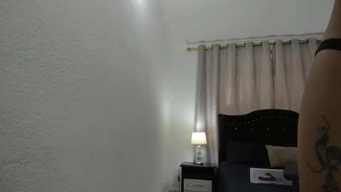 Snapshot of debora_brown_ chatting on 12/24/24, 01:17 Dbora online show from 12/24/24, 01:17