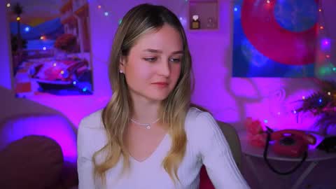 Snapshot of deboralarson chatting on 12/25/24, 07:03 Debora online show from 12/25/24, 07:03