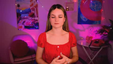 Snapshot of deboralarson chatting on 12/29/24, 10:23 Debora online show from 12/29/24, 10:23