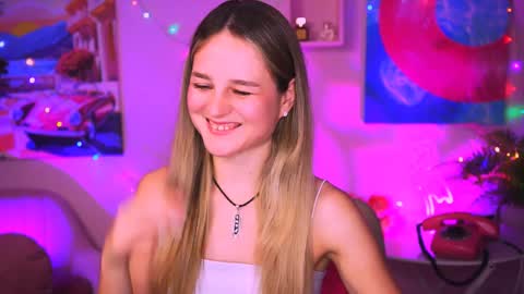 Snapshot of deboralarson chatting on 01/08/25, 04:33 Debora online show from 01/08/25, 04:33