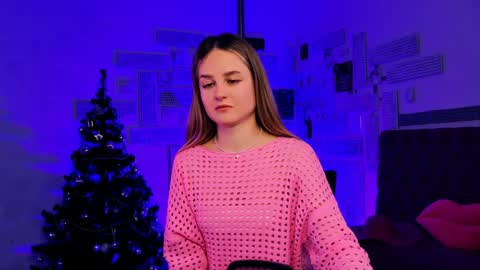 Snapshot of deboralarson chatting on 01/24/25, 12:10 Debora online show from 01/24/25, 12:10