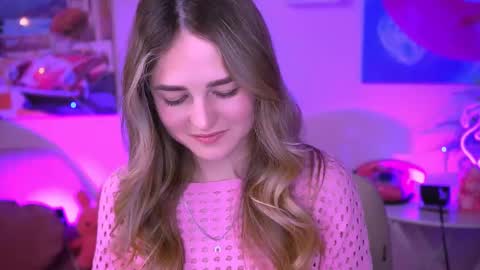 Snapshot of deboralarson chatting on 02/17/25, 04:48 Debora online show from 02/17/25, 04:48