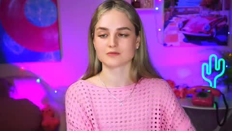 Snapshot of deboralarson chatting on 03/07/25, 03:49 Debora online show from 03/07/25, 03:49