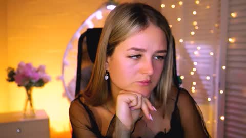 Debora online show from 11/12/25, 03:51