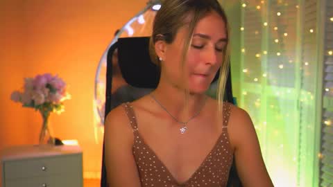Debora online show from 05/16/26, 10:36