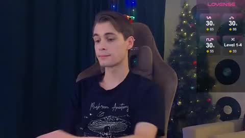 Snapshot of debugmee chatting on 12/14/25, 10:36 Samuel online show from 12/14/25, 10:36