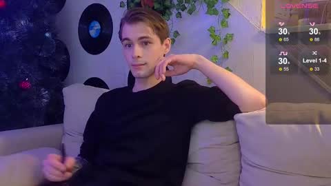 Snapshot of debugmee chatting on 12/17/25, 09:54 Samuel online show from 12/17/25, 09:54