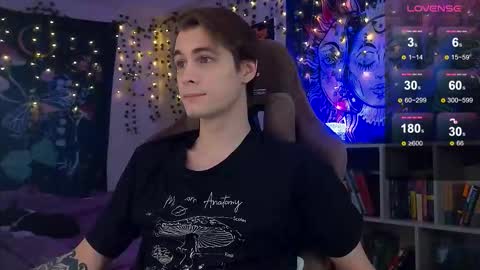 Snapshot of debugmee chatting on 02/13/26, 12:56 Samuel online show from 02/13/26, 12:56