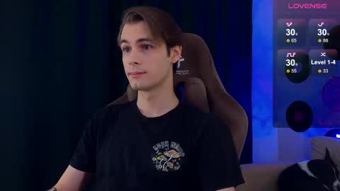 Snapshot of debugmee chatting on 02/17/26, 04:31 Samuel online show from 02/17/26, 04:31