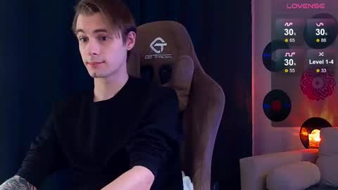 Snapshot of debugmee chatting on 02/23/26, 05:21 Samuel online show from 02/23/26, 05:21