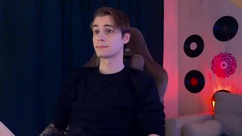 Snapshot of debugmee chatting on 02/27/26, 02:22 Samuel online show from 02/27/26, 02:22