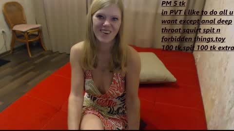 Snapshot of decentwhore chatting on 12/07/24, 05:04 Amy online show from 12/07/24, 05:04