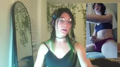 Snapshot of deciduousdoll chatting on 11/03/25, 06:58 deciduousdoll online show from 11/03/25, 06:58