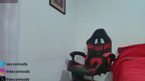 Santiago online show from 10/26/25, 10:32