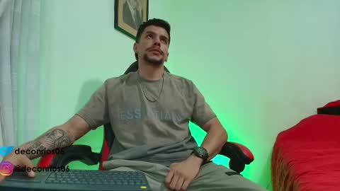 Santiago online show from 12/21/25, 03:13