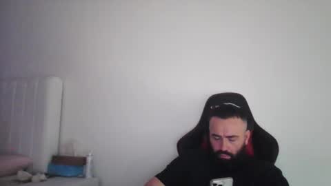 Snapshot of dede136742 chatting on 02/07/26, 12:53 dede136742 online show from 02/07/26, 12:53