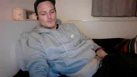 Dee4dayz online show from 02/01/26, 07:40