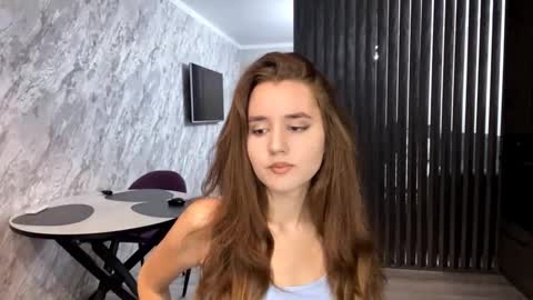 Anna online show from 09/23/25, 03:26