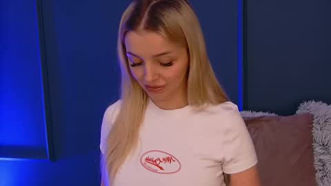 DeeaVIP online show from 03/09/26, 06:06