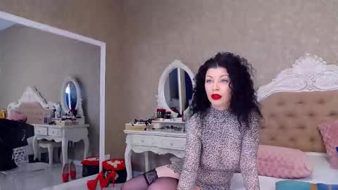 DeenaJay online show from 05/09/26, 05:12