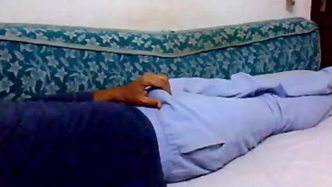 Snapshot of deepak4ualways chatting on 01/01/25, 05:11 sandy4umylove2014 online show from 01/01/25, 05:11