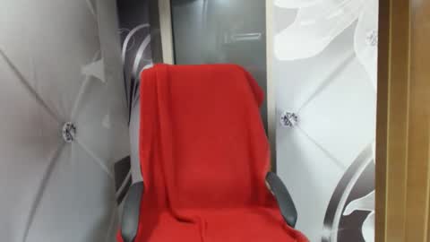 Snapshot of deepintoyourmind chatting on 11/02/25, 05:10 hi guys i m a cute milf i m here for good time and nice people pls be respectfool and enjoy me online show from 11/02/25, 05:10