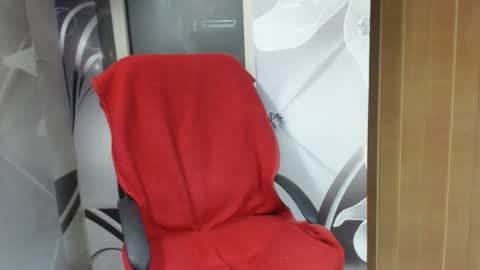 hi guys i m a cute milf i m here for good time and nice people pls be respectfool and enjoy me online show from 02/14/26, 03:14