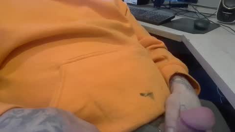 Snapshot of deepstrokes25 chatting on 03/04/25, 05:13 deepstrokes25 online show from 03/04/25, 05:13