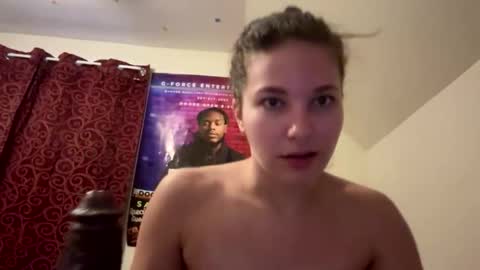 deepthroatqueen33 online show from 03/11/26, 11:05