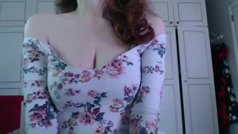 Snapshot of deessedivine chatting on 02/21/25, 04:16 KamiDevi online show from 02/21/25, 04:16