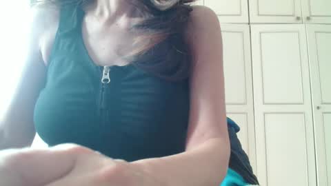 KamiDevi online show from 04/12/26, 11:59