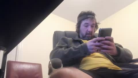 Snapshot of deeznutz343 chatting on 12/07/24, 01:25 Deez Nutz online show from 12/07/24, 01:25