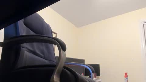 Snapshot of deeznutz343 chatting on 12/31/24, 03:01 Deez Nutz online show from 12/31/24, 03:01