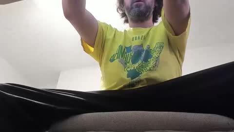 Snapshot of deeznutz343 chatting on 02/17/25, 06:09 Deez Nutz online show from 02/17/25, 06:09