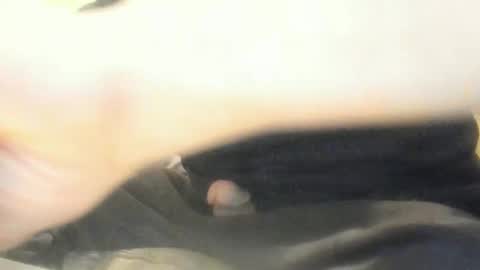 Snapshot of deeznutz343 chatting on 12/17/25, 03:23 Deez Nutz online show from 12/17/25, 03:23