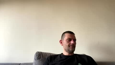 Snapshot of defloy chatting on 11/13/25, 11:09 Defloy online show from 11/13/25, 11:09