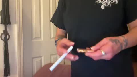 Snapshot of degeneratesaint chatting on 11/28/25, 05:21 Tori online show from 11/28/25, 05:21