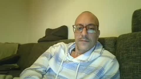 Luka Magic online show from 10/26/25, 04:35