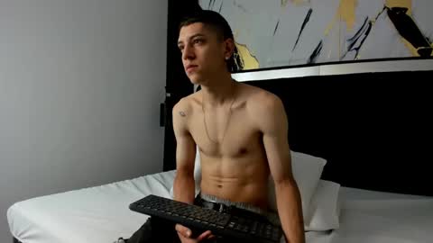 Snapshot of dei_v_48 chatting on 03/07/25, 08:44 DEIVY online show from 03/07/25, 08:44