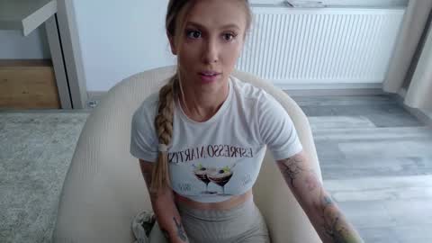 Di online show from 10/11/25, 09:41