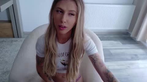 Di online show from 10/24/25, 12:12