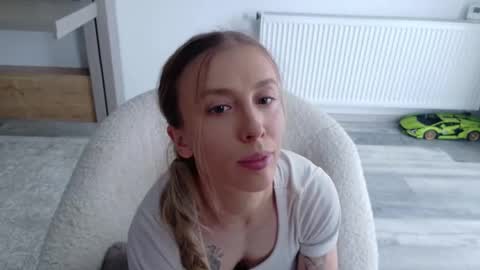 Di online show from 11/19/25, 10:59